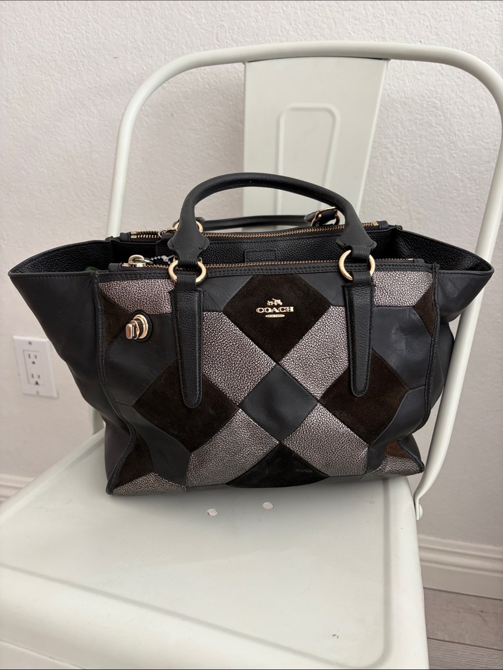 Coach patchwork Crosby Carryall bag missing hang tag clean black gold grey metal